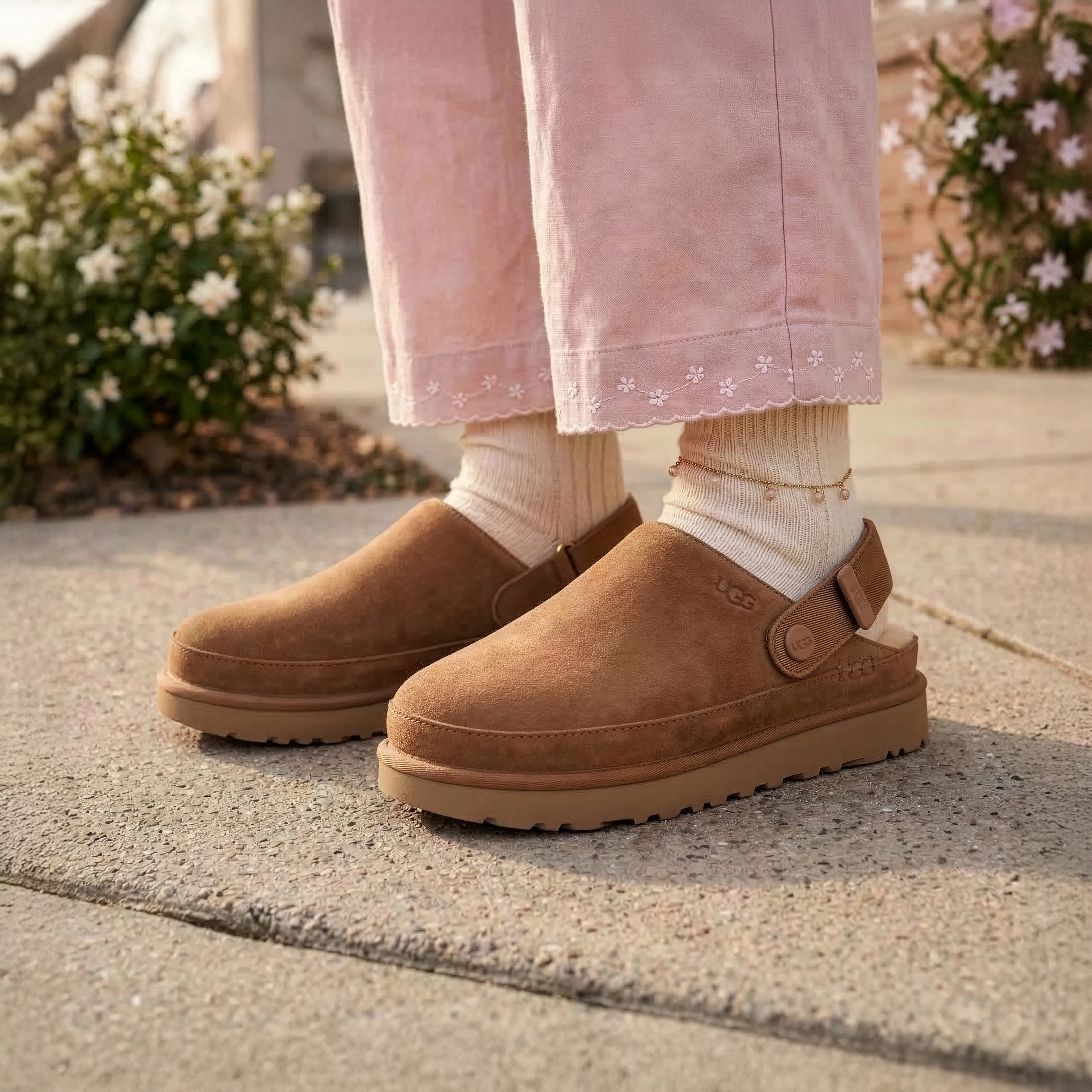 Women's Goldenstar Clog - Image 2